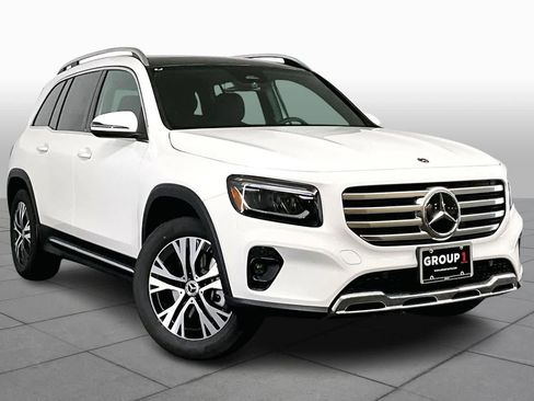 New 2026 Mercedes-Benz GLB 250 4MATIC image 2