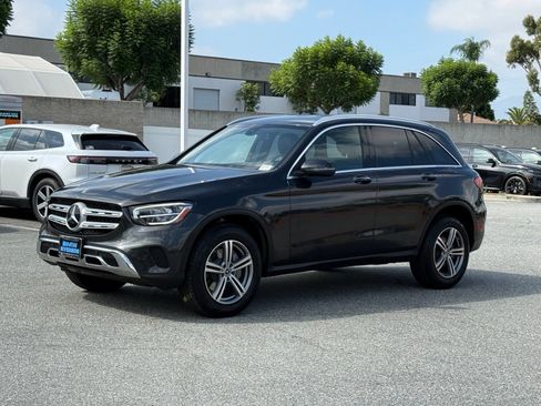 Used 2021 Mercedes-Benz GLC 300 image 5