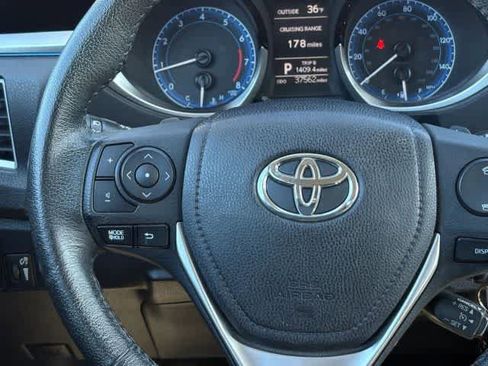 Used 2015 Toyota Corolla S image 19