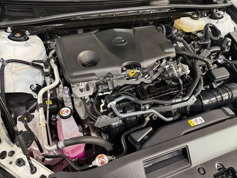 Used 2025 Toyota Camry LE FWD image 42