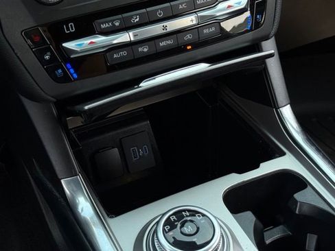 Used 2020 Ford Explorer ST w/ Premium Technology Package AWD/4WD image 32