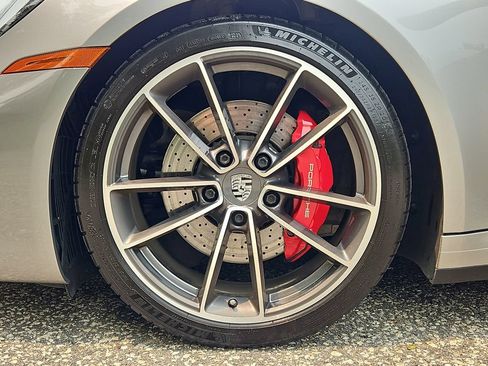 Certified 2020 Porsche 911 Carrera 4S AWD/4WD image 11