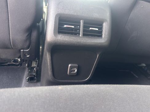 Used 2020 Chevrolet Equinox LS w/ LPO, Cargo Package AWD/4WD image 13