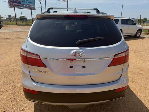 Used 2014 Hyundai Santa Fe GLS FWD image 6