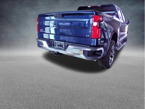 Used 2023 Chevrolet Silverado 1500 LT AWD/4WD image 37