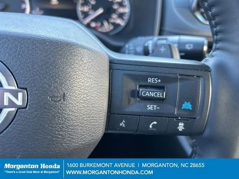 Used 2025 Nissan Rogue SV image 18