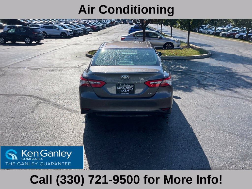 Used 2018 Toyota Camry LE FWD image 12