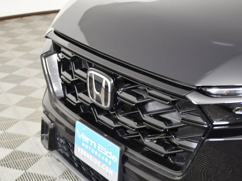 Certified 2025 Honda CR-V Sport-L image 11