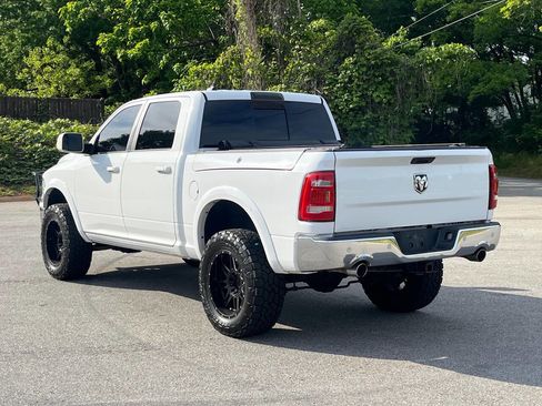 Used 2014 RAM 1500 Laramie w/ Convenience Group AWD/4WD image 4