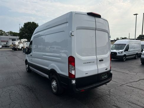 Used 2023 Ford Transit 250 148 High Roof AWD w/ Load Area Protection Package image 6