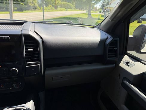 Used 2017 Ford F150 XL w/ Equipment Group 101A Mid AWD/4WD image 32