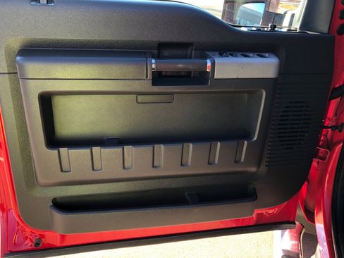 Used 2014 Ford F350 Lariat w/ Lariat Interior Package image 12