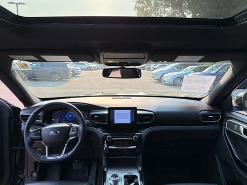 Used 2022 Ford Explorer ST w/ ST Street Pack AWD/4WD image 7