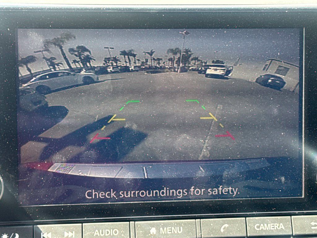 Used 2024 Nissan Rogue SV FWD image 27