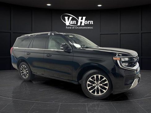 Used 2025 Ford Expedition Platinum AWD/4WD image 1