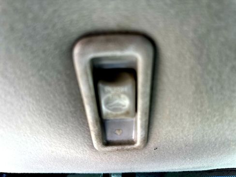 Used 2006 Mitsubishi Eclipse GT image 21