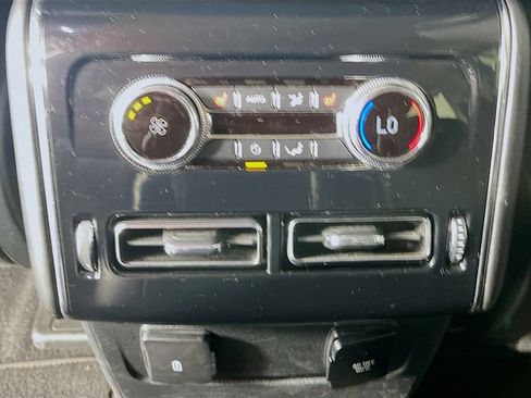 Used 2022 Lincoln Aviator 2WD image 26