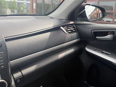 Used 2012 Toyota Camry SE image 34