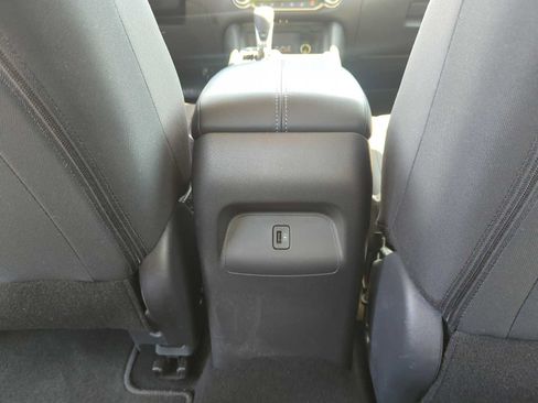 Used 2025 Nissan Sentra SV w/ All-Weather Package FWD image 30