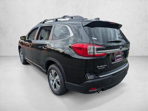 Used 2025 Subaru Ascent Premium image 9
