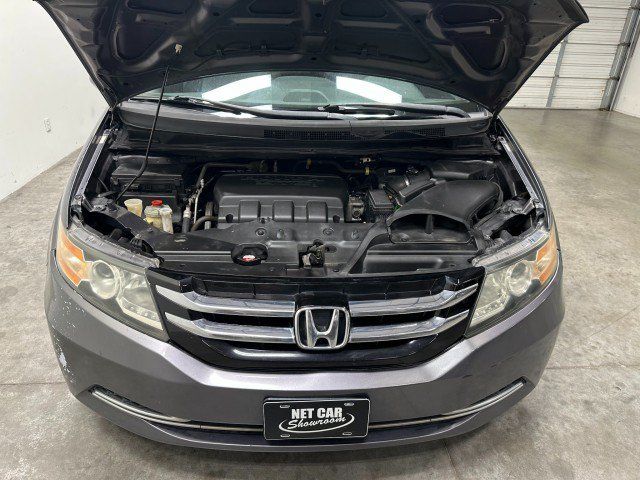 Used 2014 Honda Odyssey LX image 29