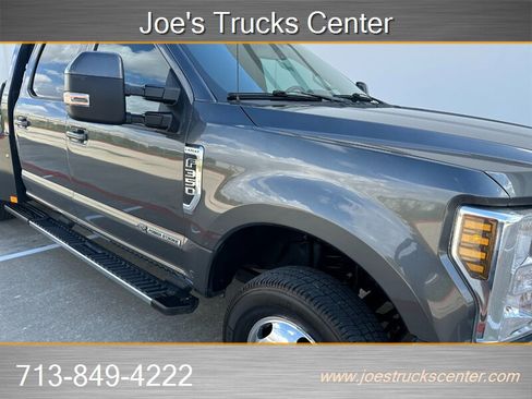 Used 2019 Ford F350 Lariat w/ Lariat Value Package image 40