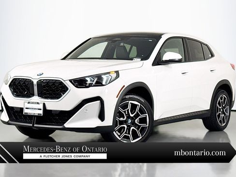 Used 2025 BMW X2 xDrive28i w/ Convenience Package AWD/4WD image 1