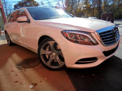 Used 2015 Mercedes-Benz S 550 Sedan image 5