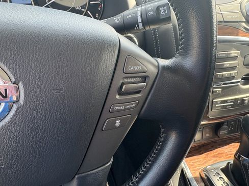 Used 2020 Nissan Armada SL image 15