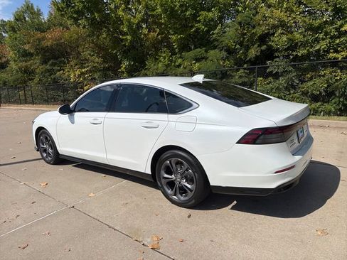 New 2026 Honda Accord EX-L image 3