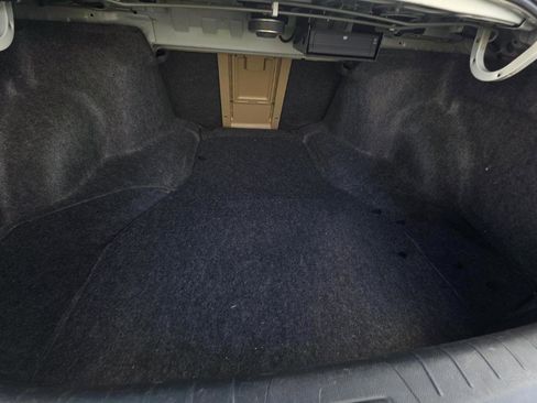 Used 2011 Honda Accord EX-L image 17