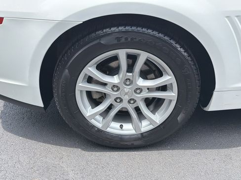 Used 2015 Chevrolet Camaro LS RWD image 19