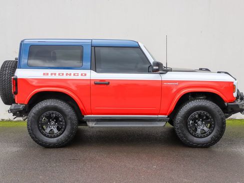 Used 2025 Ford Bronco Stroppe Edition image 3