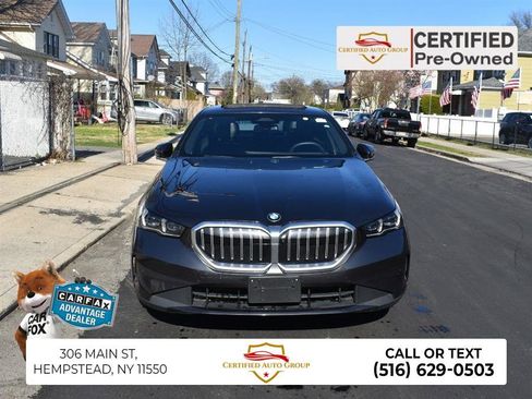 Used 2025 BMW 530i RWD image 1
