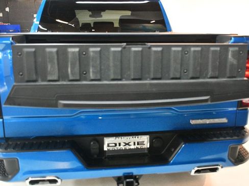 Used 2022 GMC Sierra 1500 Elevation image 17