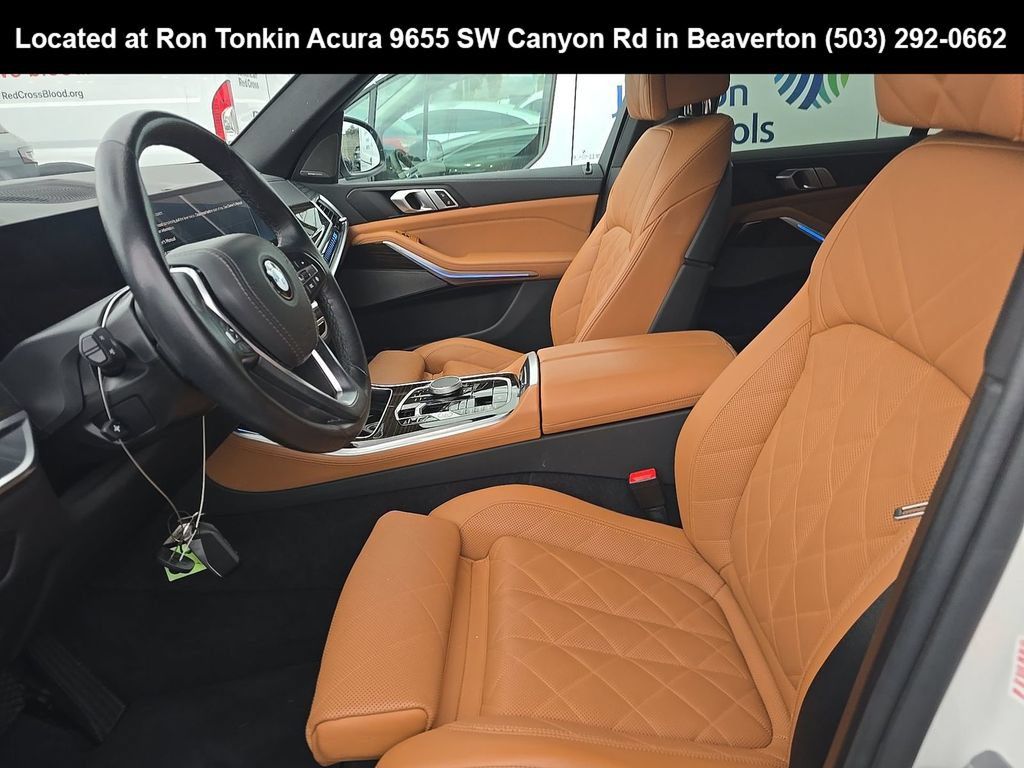 Used 2025 BMW X5 xDrive40i w/ Climate Comfort Package AWD/4WD image 6