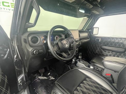 Used 2021 Jeep Wrangler Unlimited Sport image 13