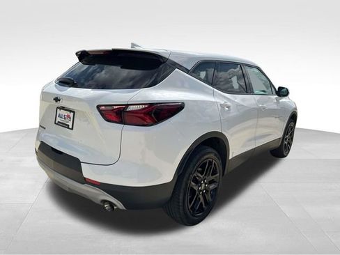 Used 2022 Chevrolet Blazer LT image 40