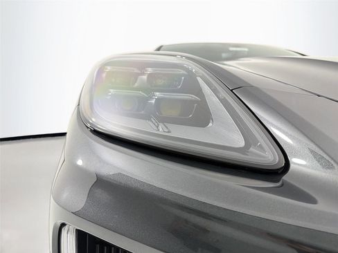 New 2025 Porsche Panamera 4 image 25