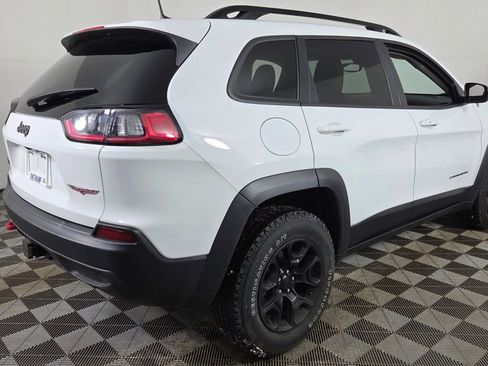 Used 2022 Jeep Cherokee Trailhawk w/ Trailer Tow Group image 8
