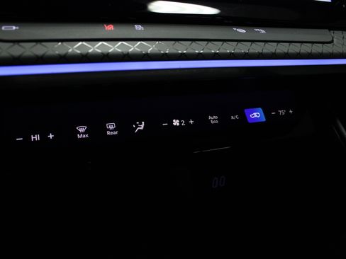 Used 2025 Jeep Wagoneer S Limited image 21