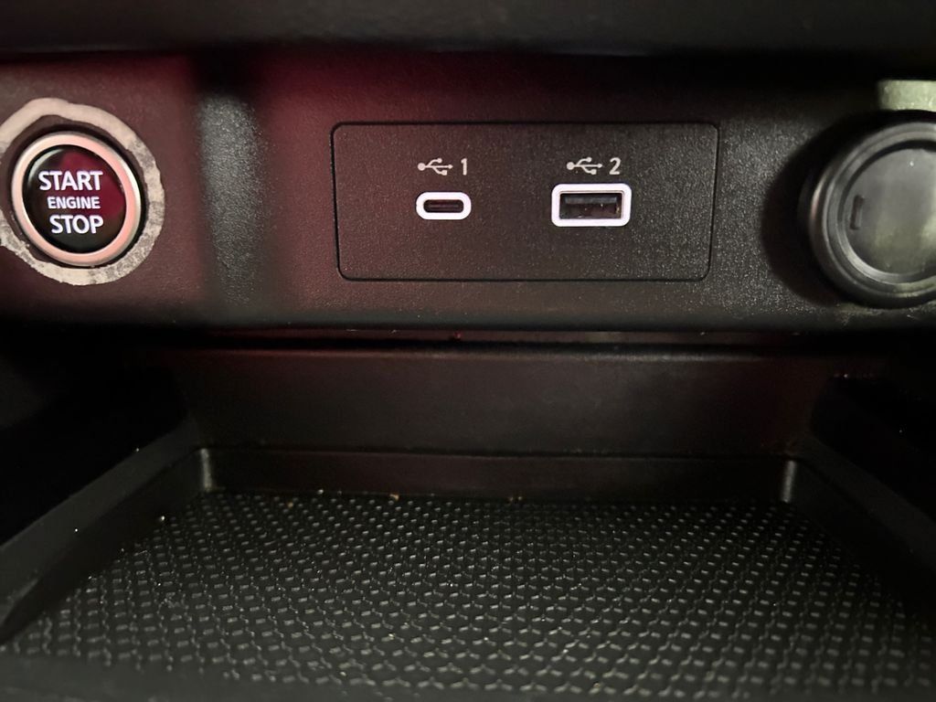 Used 2023 Nissan Rogue SV FWD image 30