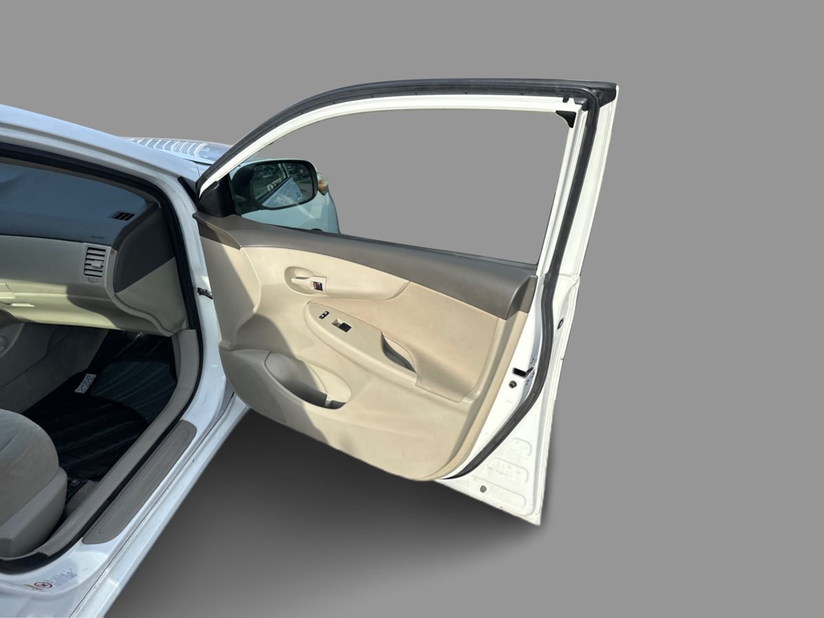 Used 2009 Toyota Corolla LE w/ All Weather Guard Pkg FWD image 31