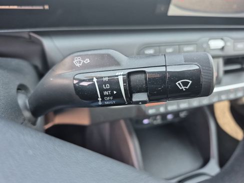 Used 2025 Kia K4 FWD image 33