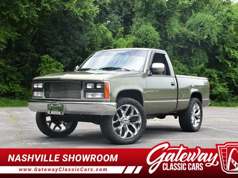 Used 1989 GMC Sierra 1500 4x4 Regular Cab image 1