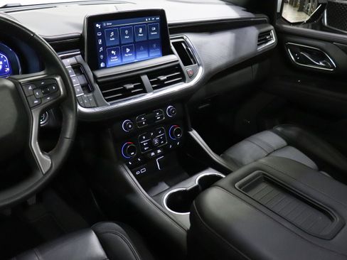 Used 2022 Chevrolet Tahoe RST w/ Sport Performance Package image 28