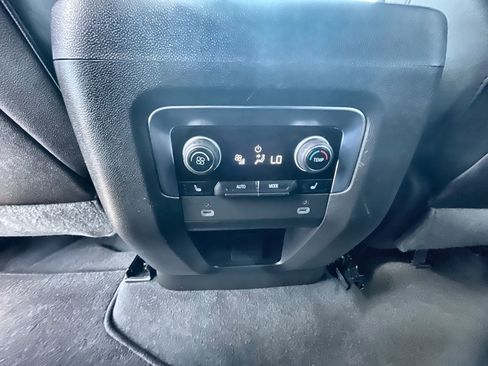 Used 2023 Chevrolet Tahoe Premier RWD image 20