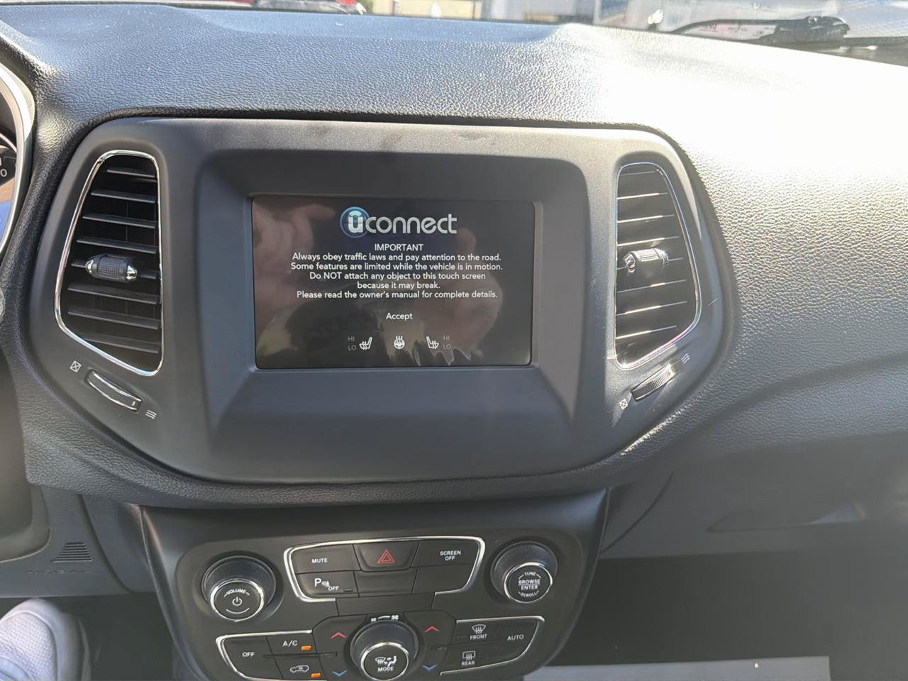 Used 2019 Jeep Compass Sport w/ Cold Weather Group AWD/4WD image 23