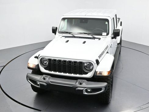 Used 2025 Jeep Gladiator Sport AWD/4WD image 33
