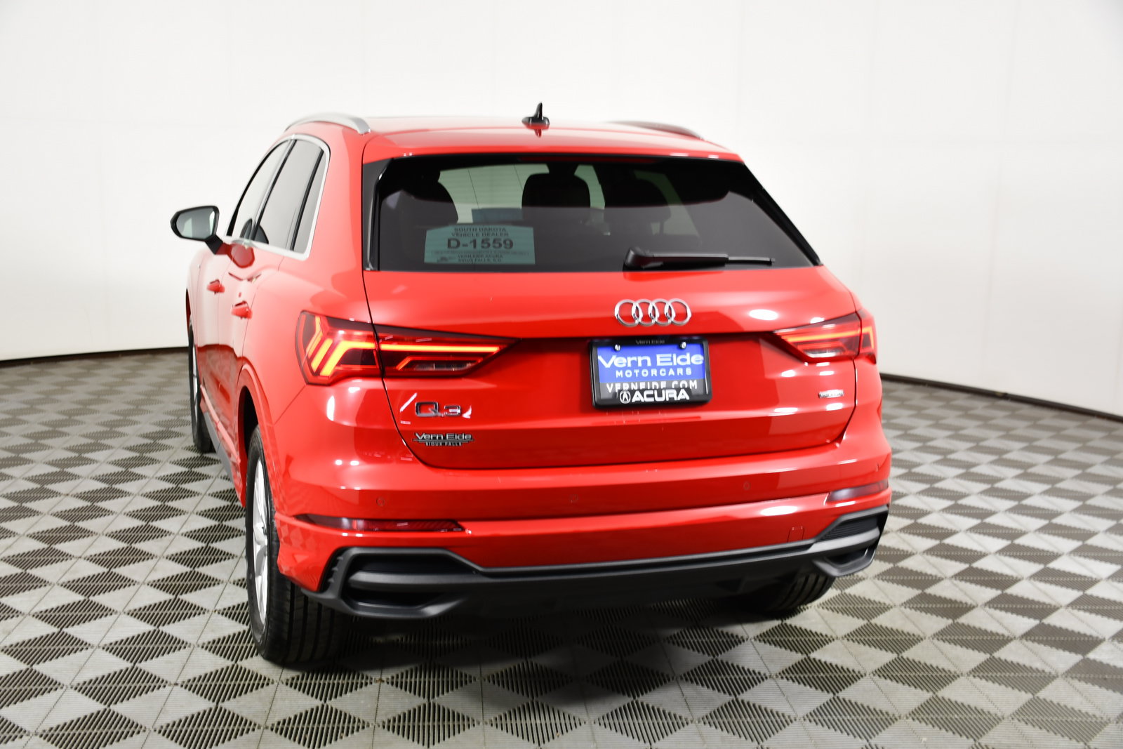 Used 2025 Audi Q3 2.0T Premium AWD/4WD image 7